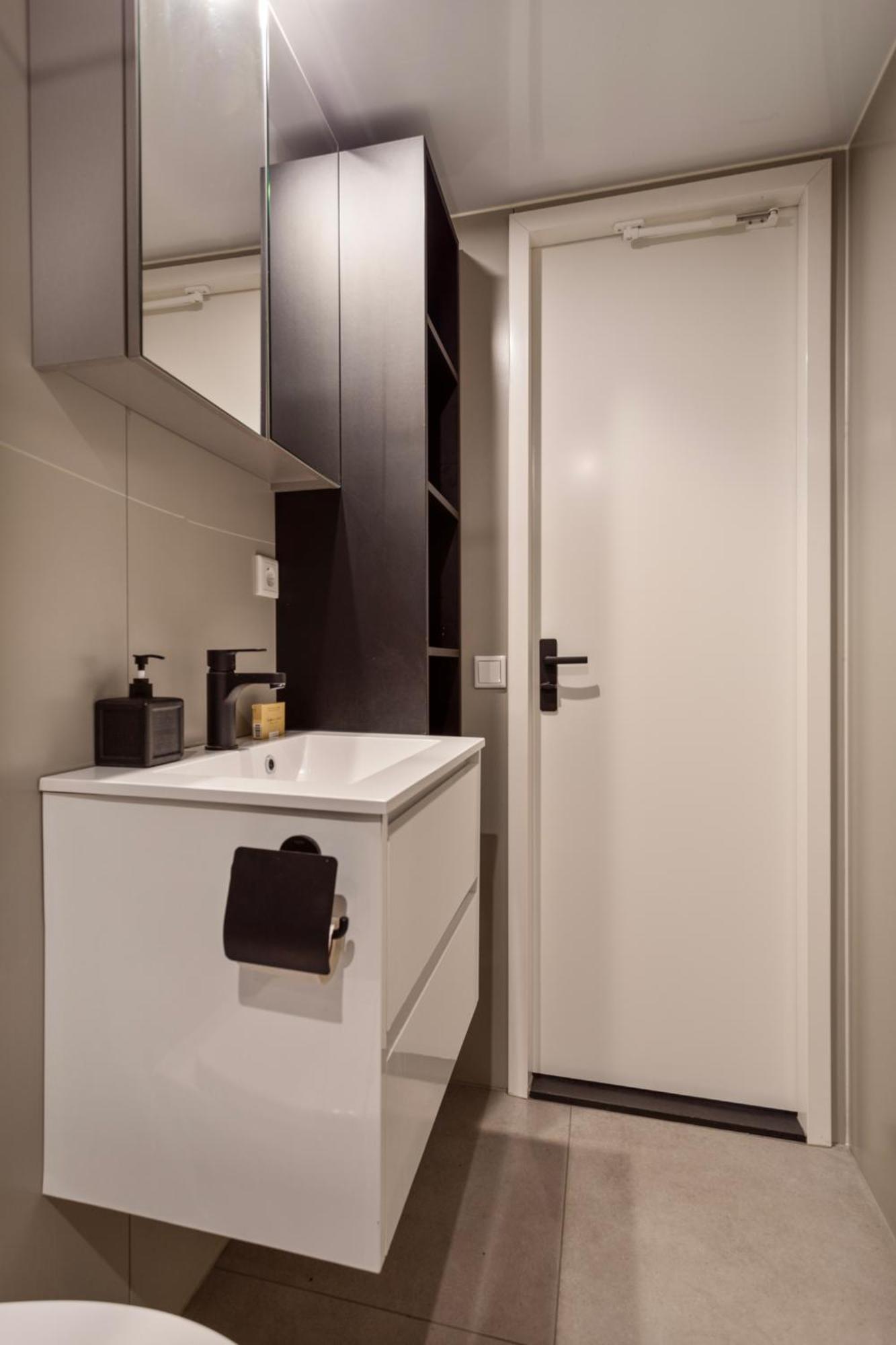 Luxurious Waterloft Near Beach And Centre By Weltevreden Experience Zeewolde Bagian luar foto