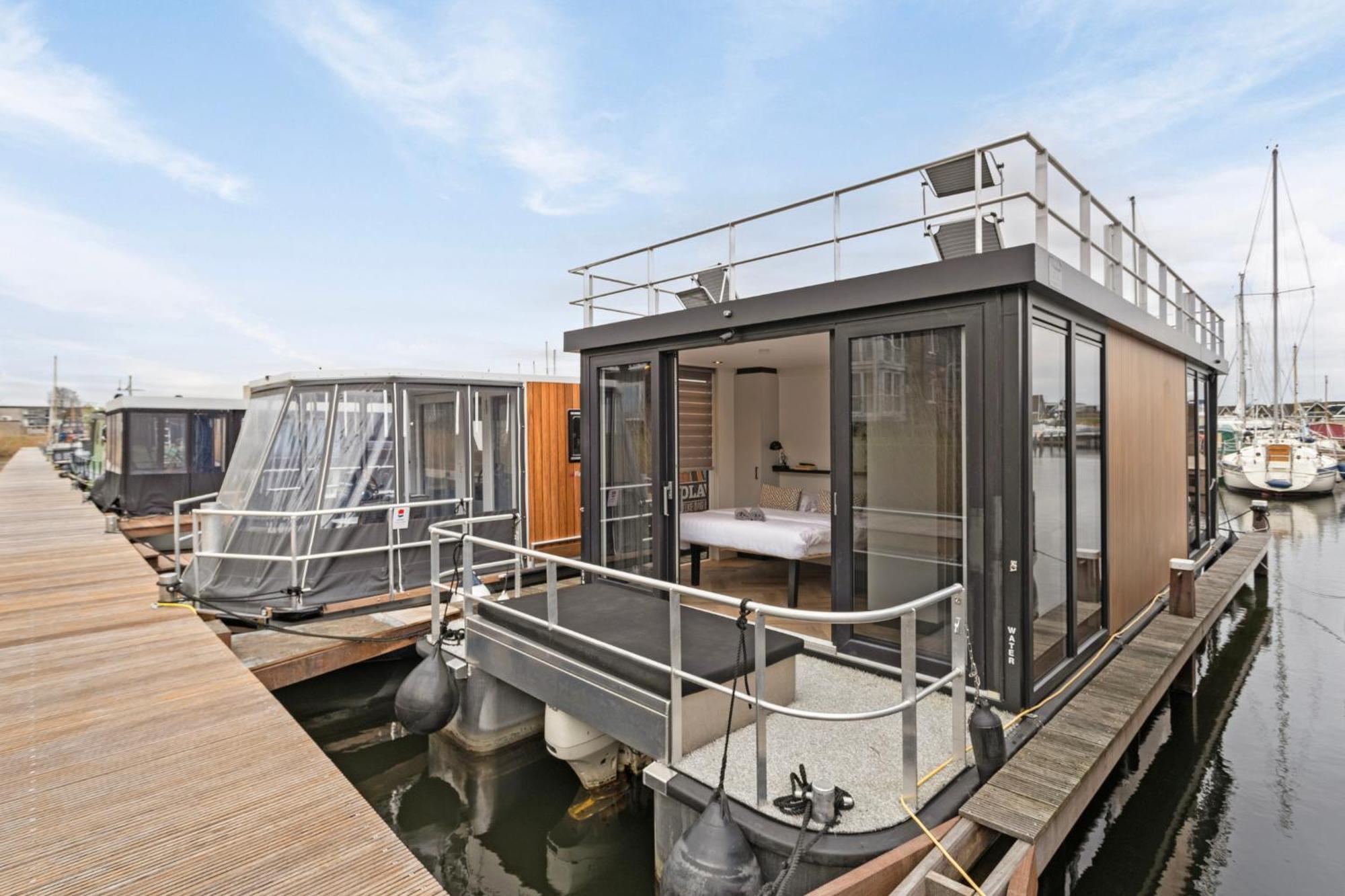 Luxurious Waterloft Near Beach And Centre By Weltevreden Experience Zeewolde Bagian luar foto