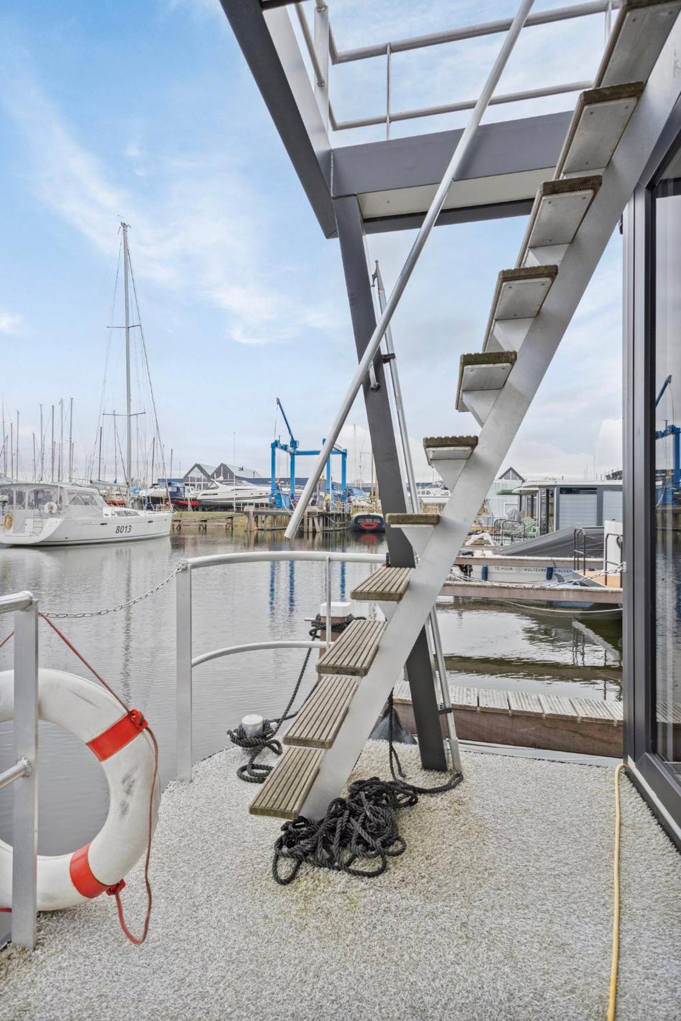 Luxurious Waterloft Near Beach And Centre By Weltevreden Experience Zeewolde Bagian luar foto