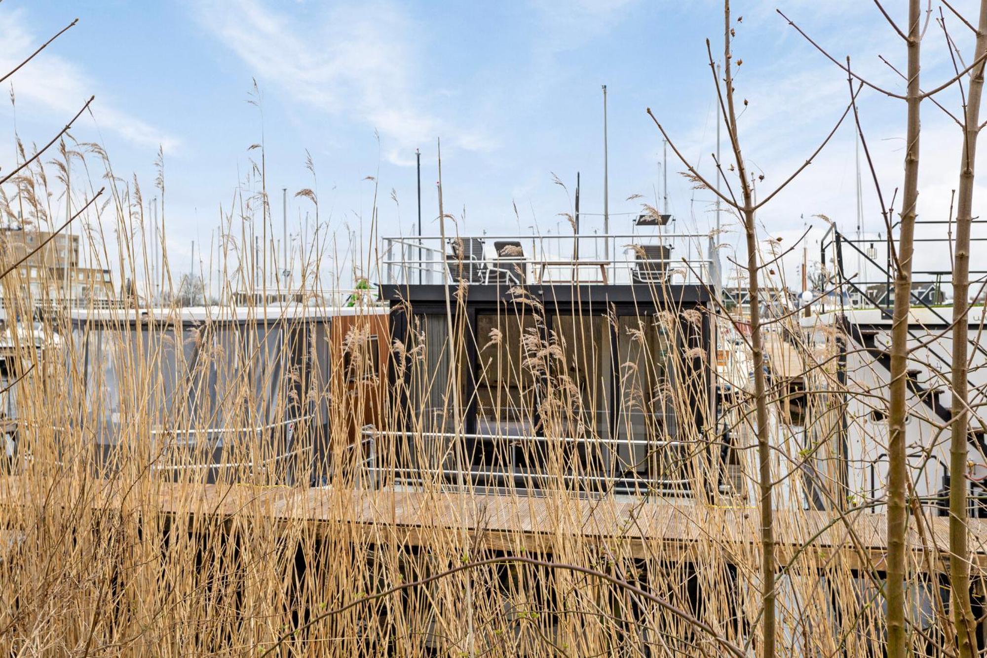 Luxurious Waterloft Near Beach And Centre By Weltevreden Experience Zeewolde Bagian luar foto