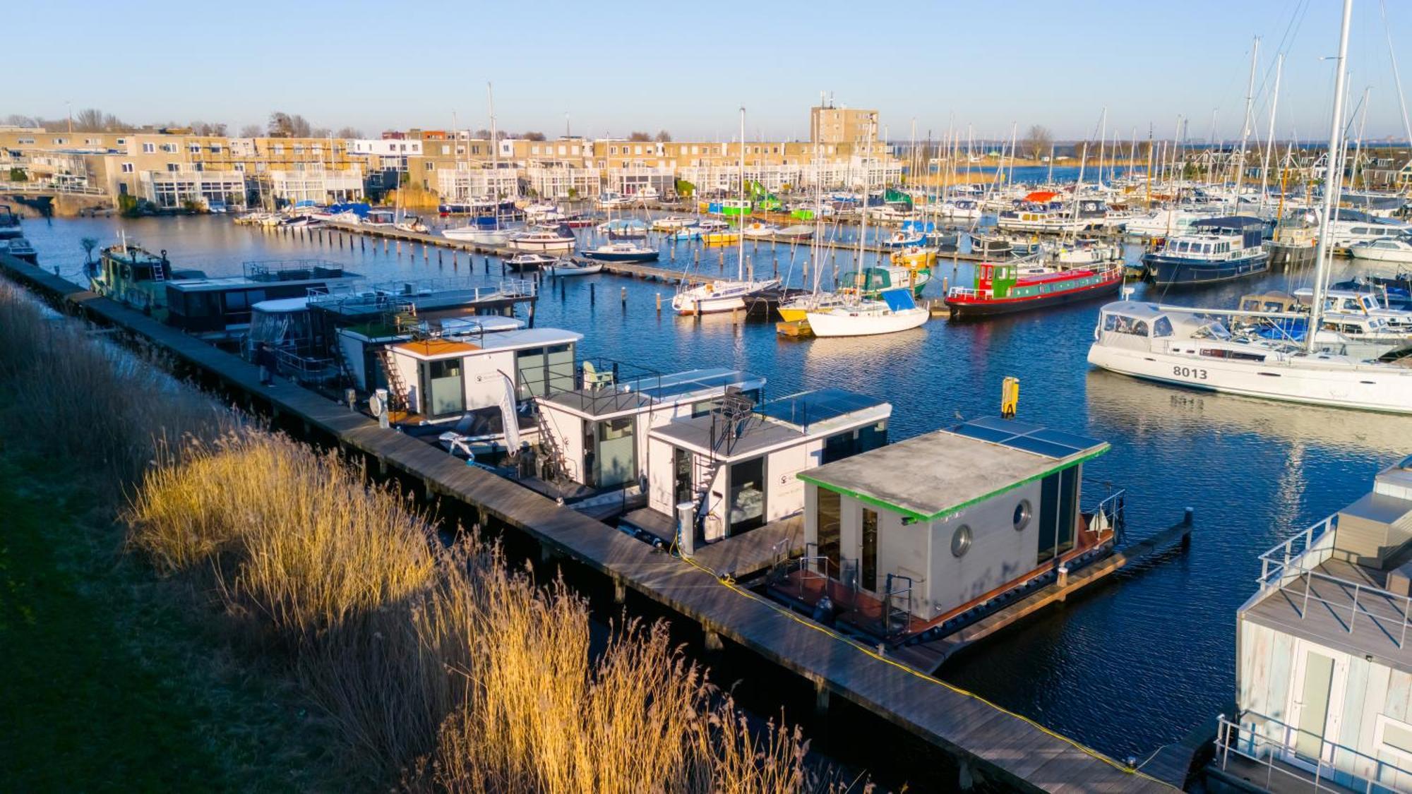 Luxurious Waterloft Near Beach And Centre By Weltevreden Experience Zeewolde Bagian luar foto