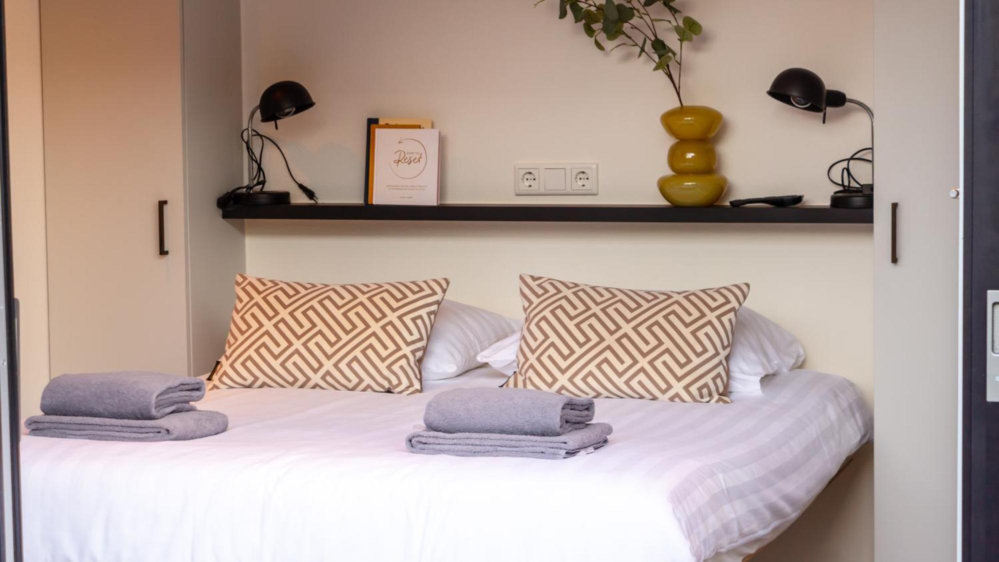 Luxurious Waterloft Near Beach And Centre By Weltevreden Experience Zeewolde Bagian luar foto